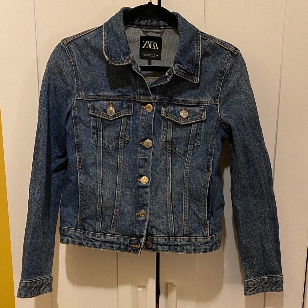 Zara Women's Dark Blue Jean Jacket